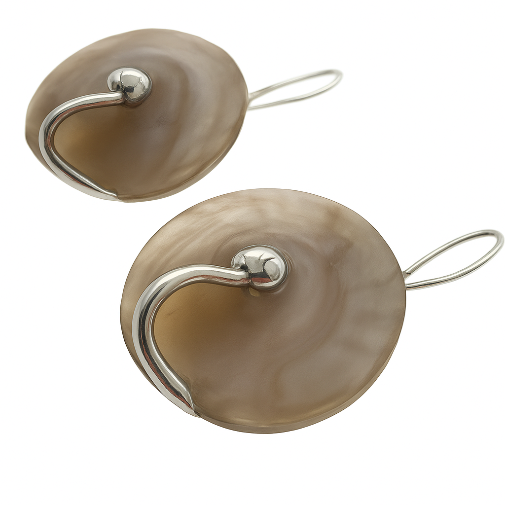 Shell Round .925 Sterling Silver Earrings