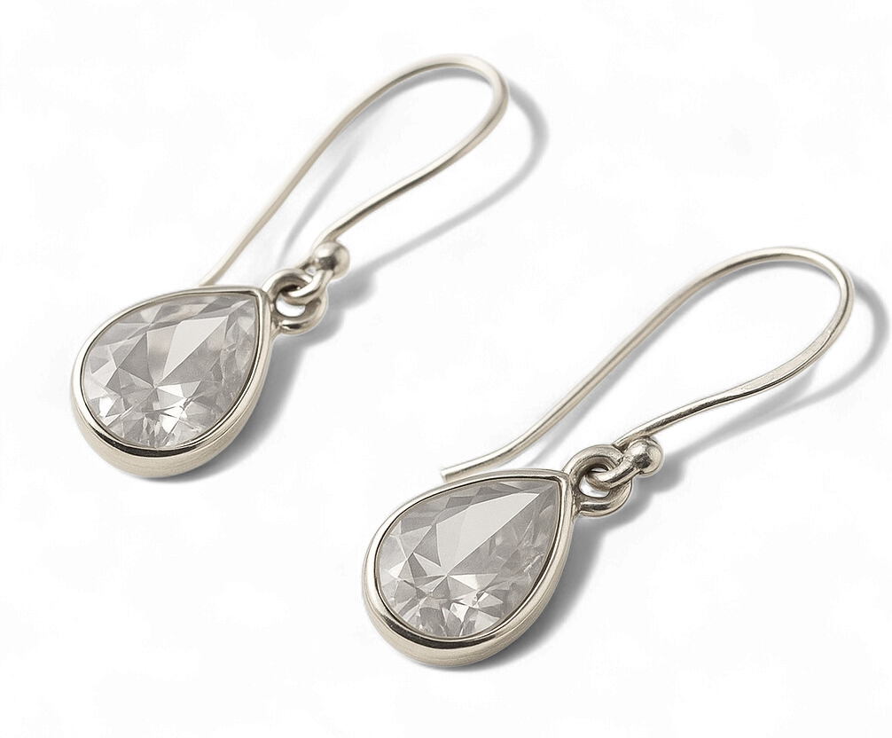 Cubic Zirconia Teardrop .925 Sterling Silver Earring