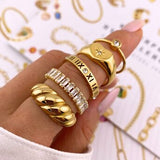 18K Gold Plated Stainless Steel "Croissant" Finger Ring