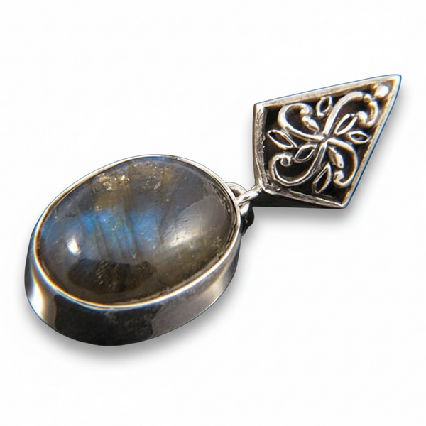 Labradorite Sterling Silver Pendant
