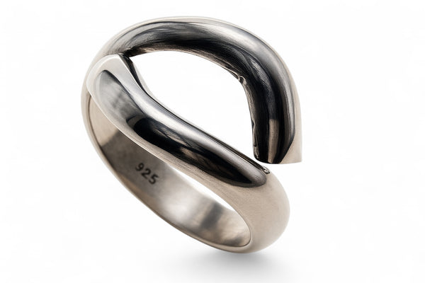 Handshake .925 Sterling Silver Ring