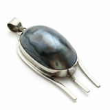 Mabe shell .925 Sterling Silver Pendant