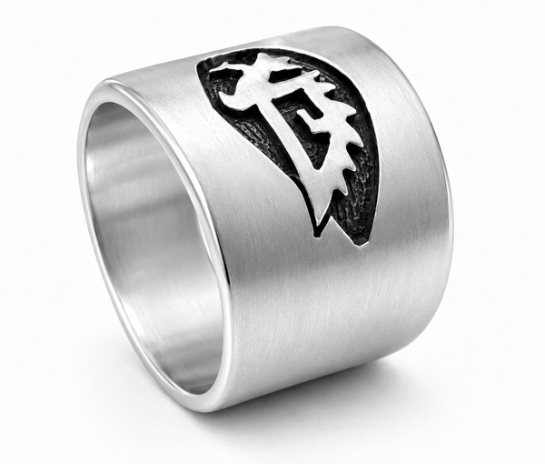 Tapered Hopi Burnished Bear Head Sterling Silver Ring