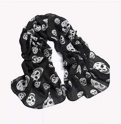 Skull scarf black