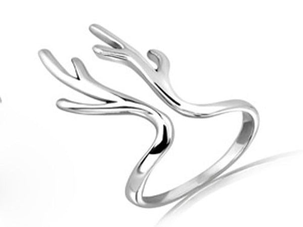 Reindeer .925 Sterling Silver Ring - Essentially Silver Jewelry